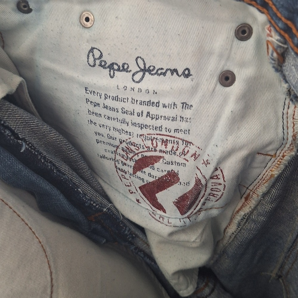 Pepe Jeans London Vintage Y2K Embroidered Dragon Tiger Denim Shorts Jorts Blue - Picture 16 of 16